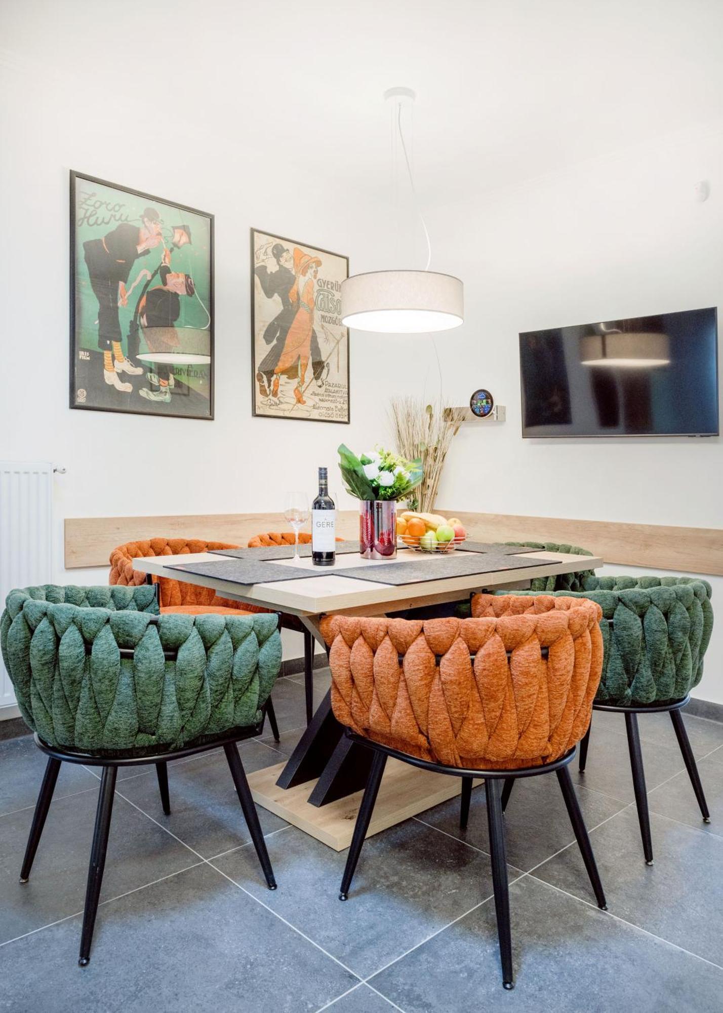 Backstage Loft Apartment Budapest Bagian luar foto