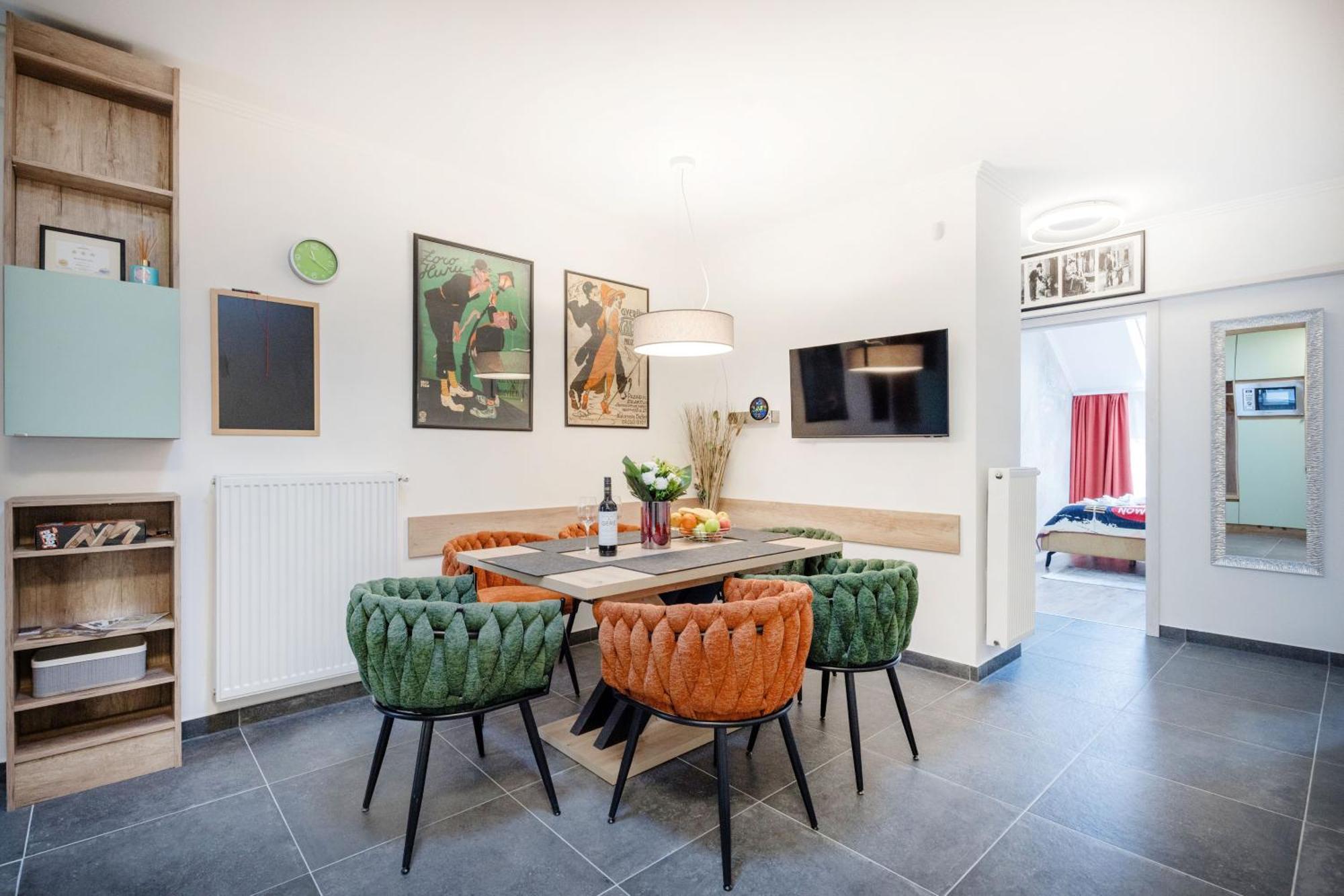 Backstage Loft Apartment Budapest Bagian luar foto