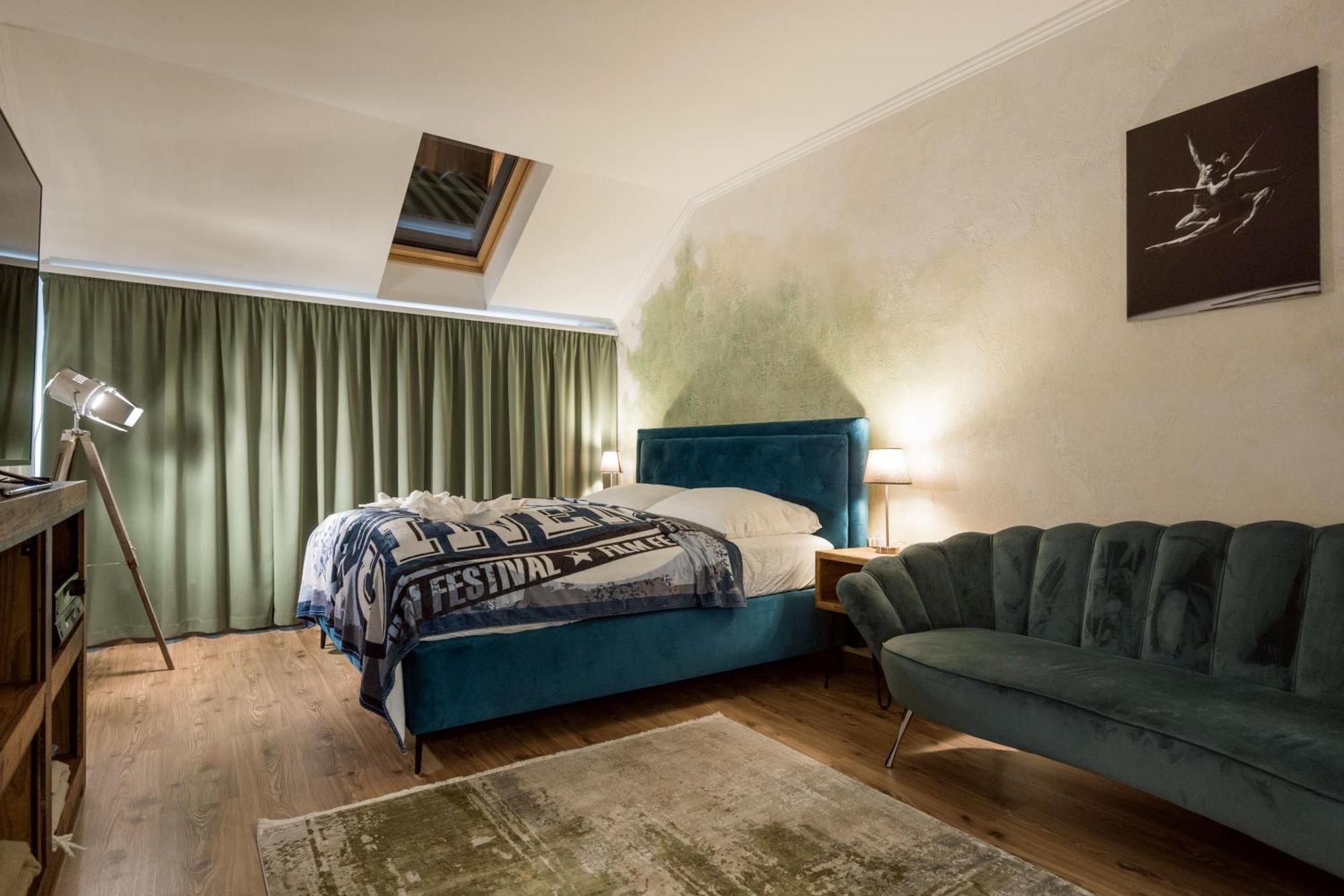 Backstage Loft Apartment Budapest Bagian luar foto